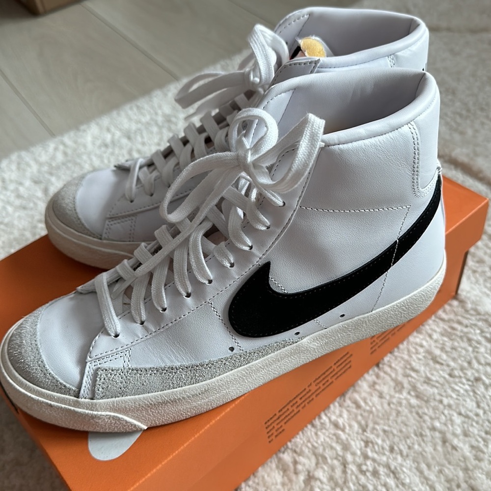 Women’s Nike Blazer Mid ‘77 - Picture 8 of 13